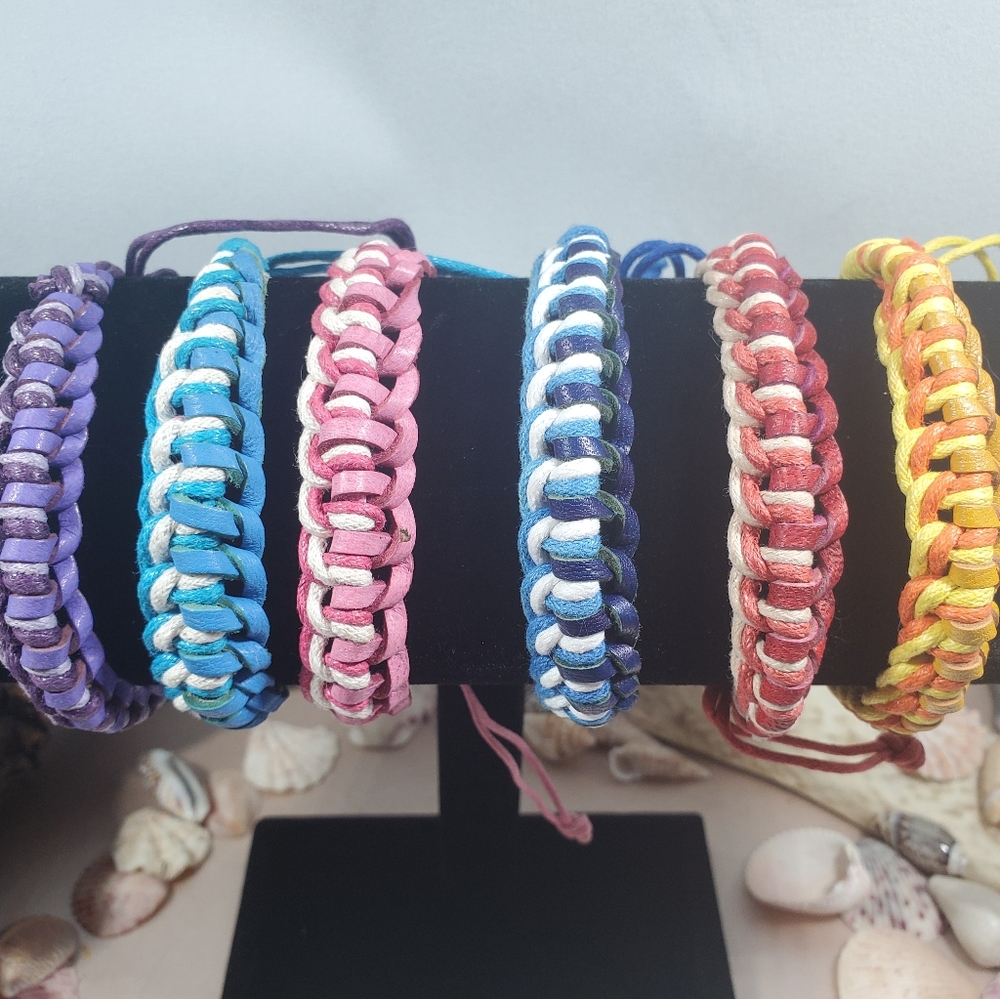 Wholesale lot of braided bracelets